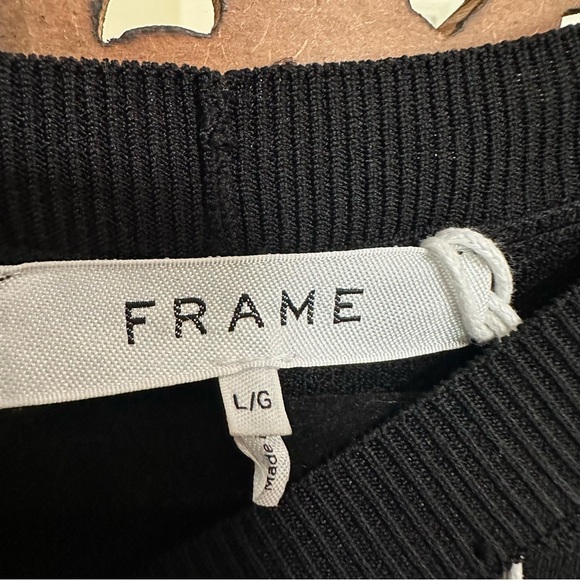Frame Cutout Sweater Dress Noir. SZ Large reg $478 - Picture 4 of 5
